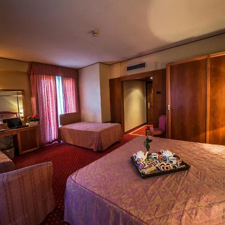 Hotel Valdarno-3